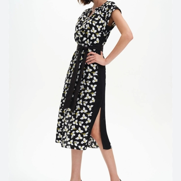 Diane Von Frustenberg Renese Floral Split Neck Dress Size XXS - Picture 1 of 8